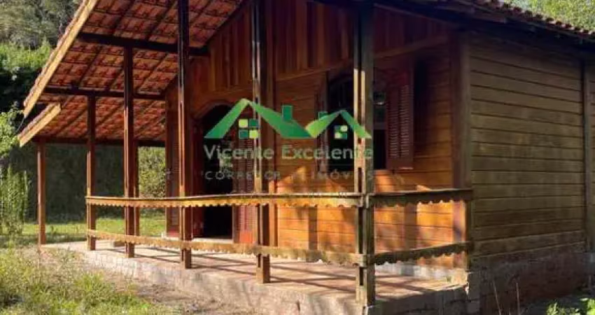 Casa em Condomínio para Venda em Nova Friburgo, Stucky, 2 dormitórios, 1 banheiro, 2 vagas
