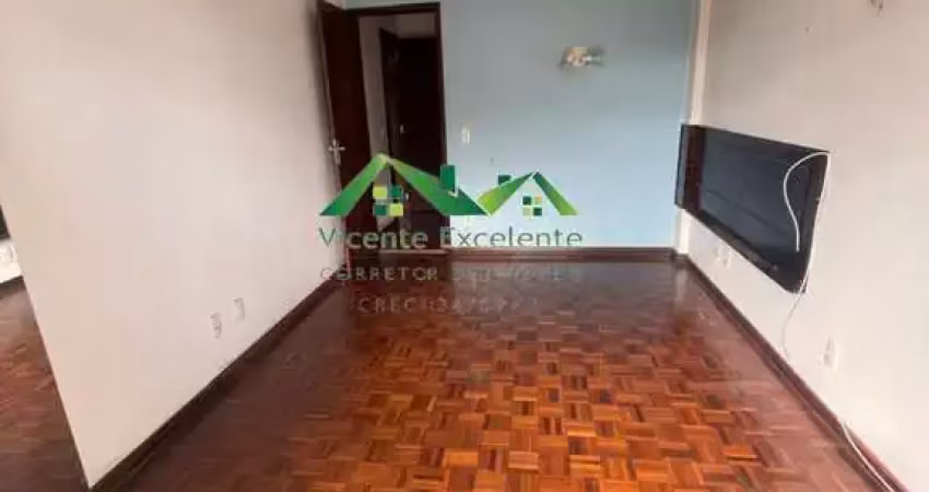 Apartamento para Venda em Nova Friburgo, Centro, 3 dormitórios, 1 suíte, 3 banheiros, 2 vagas