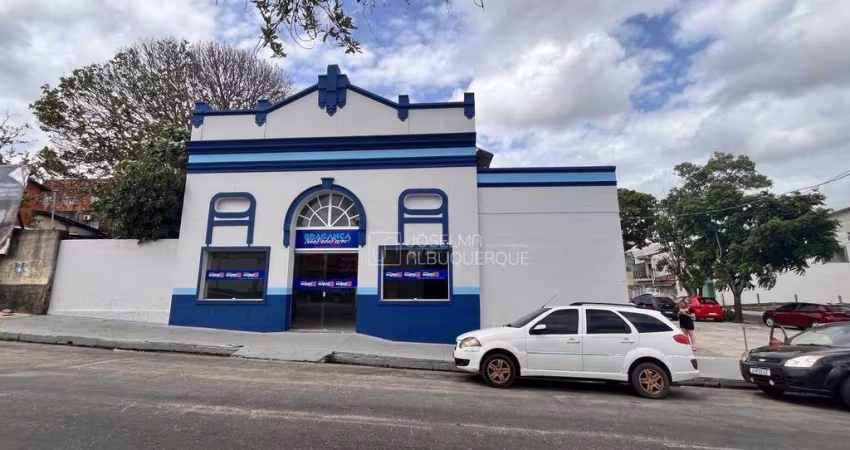 Loja para alugar, 256 m² por R$ 15.000,00/mês - Centro - Bragança/PA