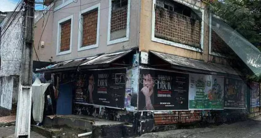 Casa comercial à venda na Rua Ferreira Cantão, Campina, Belém