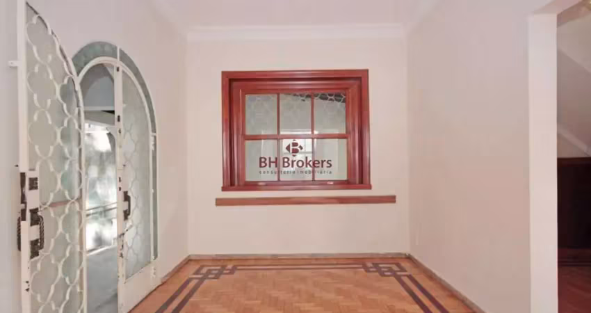 Casa comercial para alugar no Cruzeiro, Belo Horizonte 