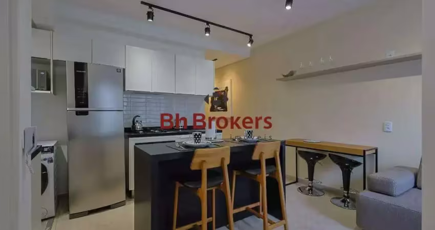 Apartamento mobiliado com 2 quartos para locação no centro.