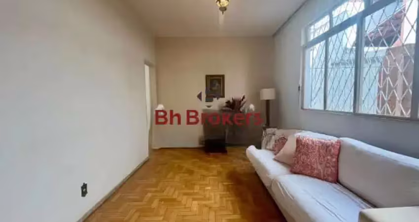 Apartamento mobiliado com 4 quartos para locação no são pedro.