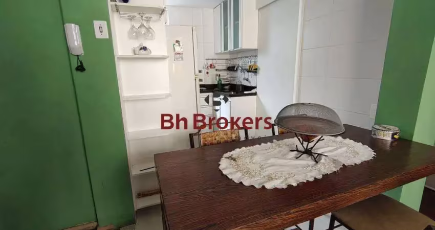 Apartamento mobiliado com 2 quartos para locação no vila paris.