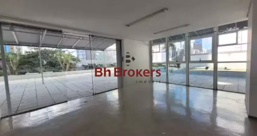 Sala/andar em belo horizonte (centro-sul, são pedro) — 301,21 m² interna + 450,00 m² externa, 3 banheiros