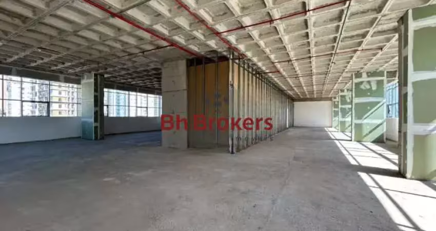Andar corrido com 684m² e 11 vagas de garagem no funcionários