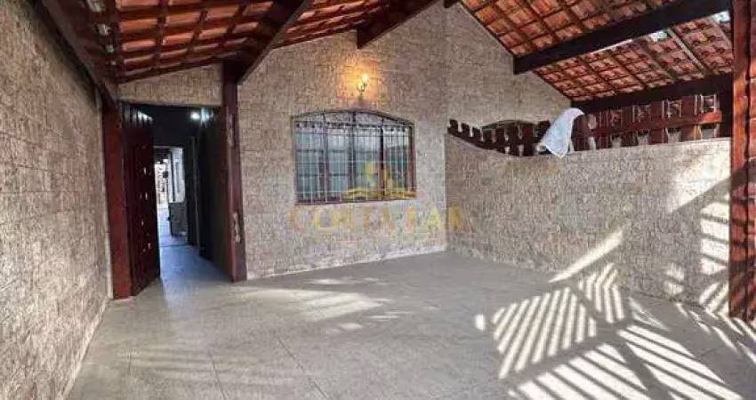 Casa à venda 3 dormitórios com piscina , bairro  tupi em praia grande - sp