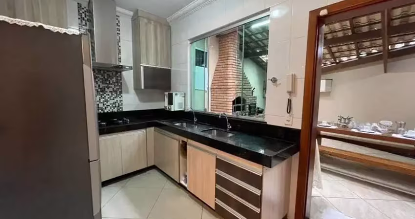 Casa à venda na vila barth – itapetininga – 110 m²  esta aconchegante casa de 110 m² está localizada em um dos bairros mais tranquilos e bem estruturados de itapetininga, oferecendo conforto, seguranç