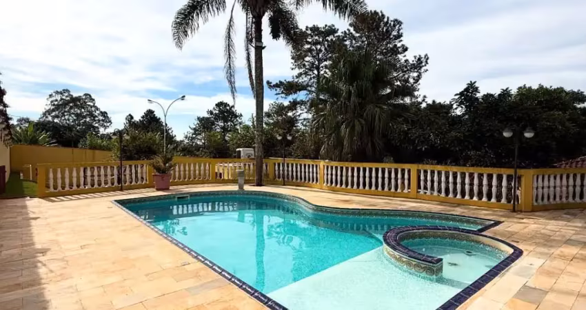 Sítio à venda em socorro/sp – 500 m² de área construída, lazer completo e natureza exuberante!   se você sonha em viver cercado pela natureza, com todo o conforto e infraestrutura, este sítio é a opor