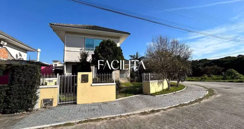 Casa com 3 quartos para alugar na Rua Vista do Sol, 1000, Campeche, Florianópolis