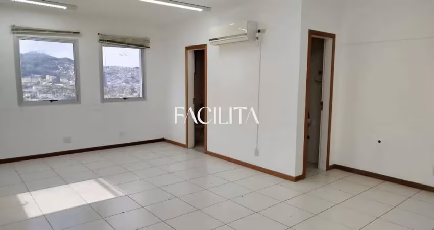 Sala comercial para alugar na Rua Conselheiro Mafra, 758, Centro, Florianópolis