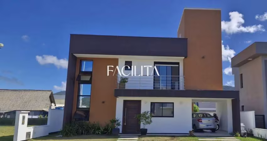 Casa em condomínio fechado com 3 quartos para alugar na Avenida Red Park, 784, São João do Rio Vermelho, Florianópolis