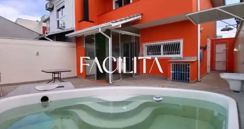 Casa com 3 quartos para alugar na Rua Joaquim José Antunes, 1000, Campeche, Florianópolis