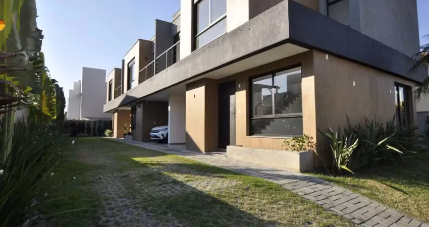 Casa em condomínio fechado com 3 quartos para alugar na Rua Grumixama, 127, Campeche, Florianópolis