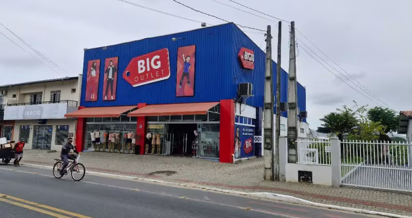 Sala comercial à venda na Rua José Francisco Laurindo, 1405, São Domingos, Navegantes