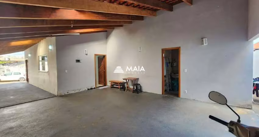 Casa com 3 quartos à venda no Beija-Flor, Uberaba 