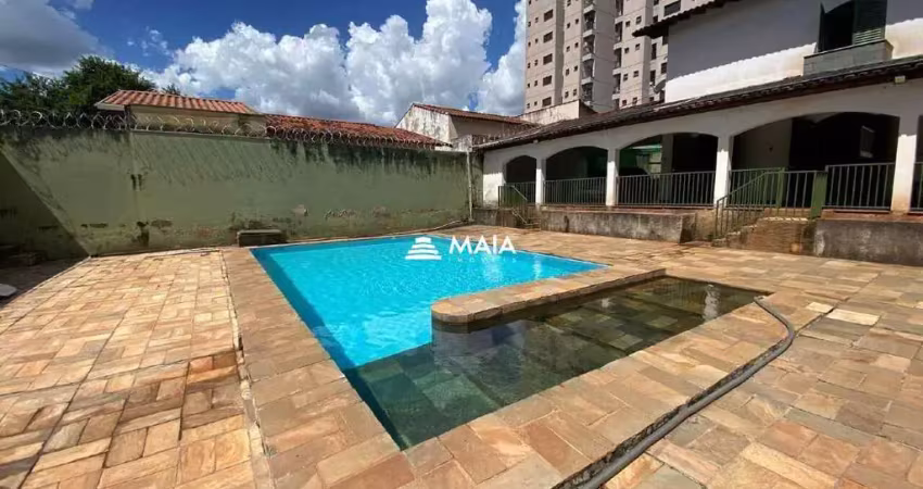Casa com 3 quartos para alugar no Santa Maria, Uberaba 
