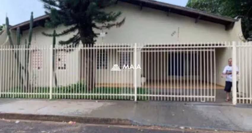 Casa com 3 quartos à venda no Jardim Espírito Santo, Uberaba 