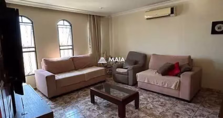 Casa com 3 quartos à venda no Olinda, Uberaba 