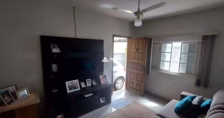 Casa com 3 quartos à venda no Bom Retiro, Uberaba 