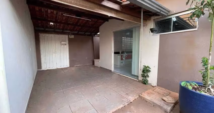 Casa com 3 quartos à venda no Jardim São Bento, Uberaba 