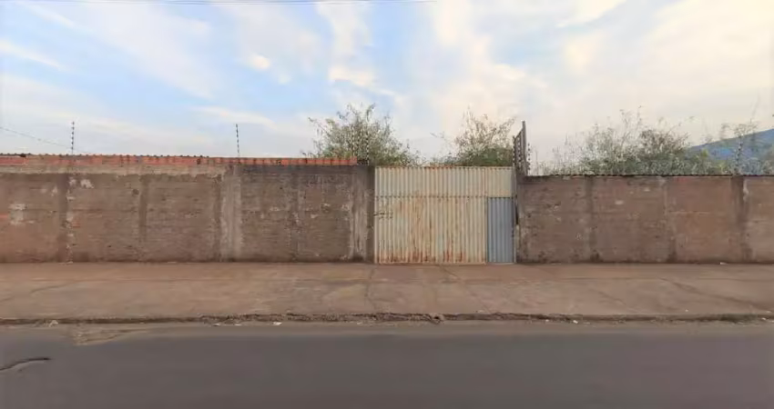 Terreno à venda no Conjunto Manoel Mendes, Uberaba 