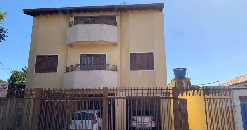Casa com 5 quartos à venda no Leblon, Uberaba 
