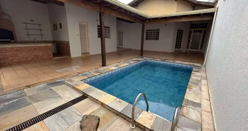 Casa com 4 quartos à venda no Conjunto Umuarama, Uberaba 