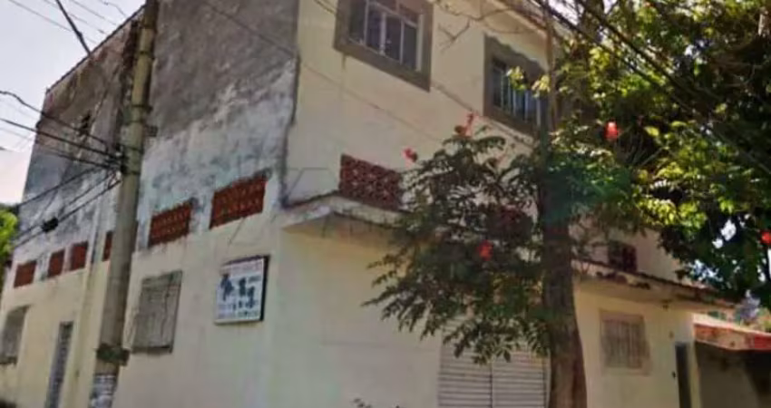 Loja para venda possui 156 m² em são luiz - volta redonda/rj
