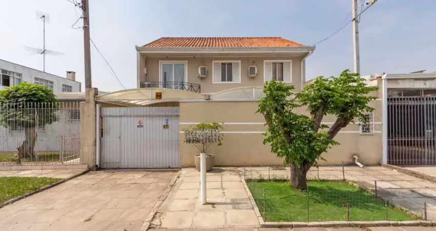 Casa maravilhosa no novo mundo. 4 dormitórios. 2 suítes. 4 banheiros, 3 vagas