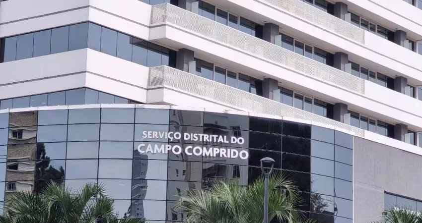 Loja de frente para a rua joão falarz . ao lado do cartório do campo comprido.