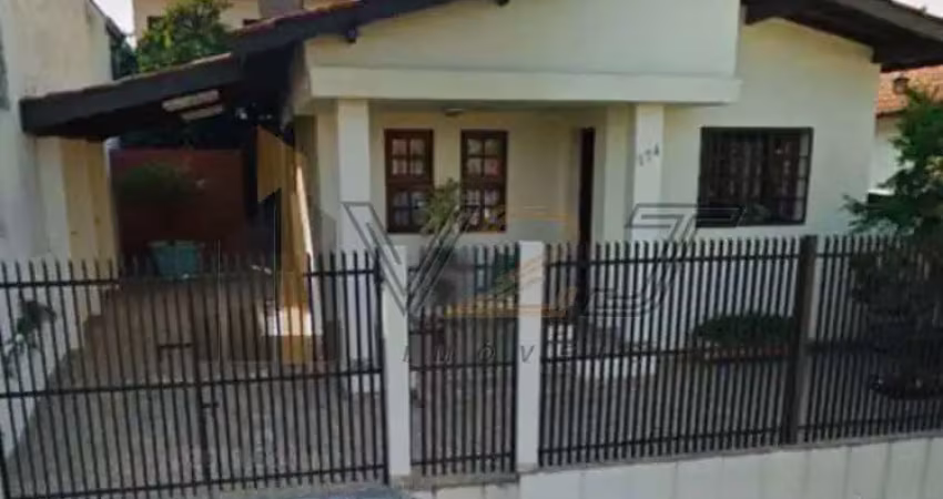 Casa térrea com edícula à venda no bairro vila planalto em vinhedo - sp.