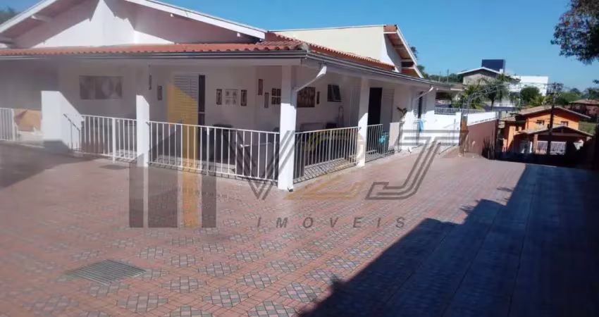 Casa térrea à venda no condomínio vila hípica i em vinhedo/sp