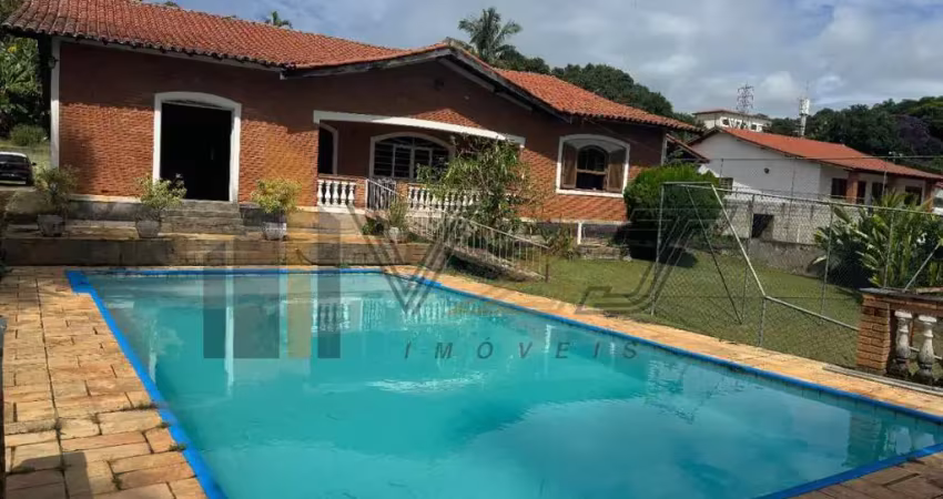 Casa com edícula à venda no bairro pinheirinho na cidade de vinhedo/sp