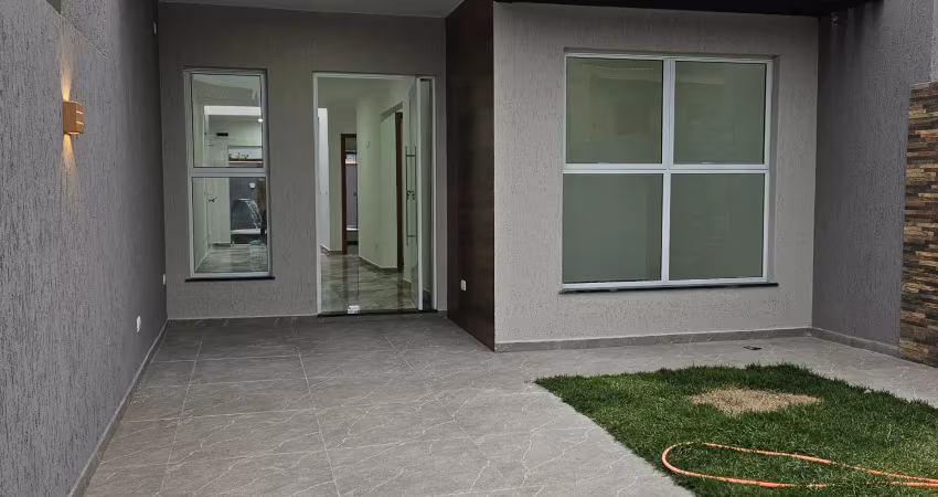 Casa aconchegante com piscina no balneário carmery litoral do paraná 