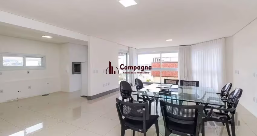 Excelente cobertura de 238m² com 3 dormitórios e 2 vagas.
