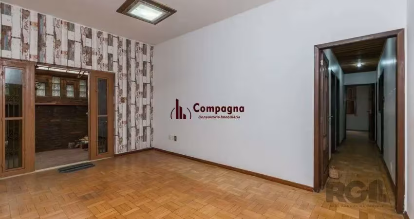 Excelente casa de 150m² com 3 dormitórios e 2 vagas.