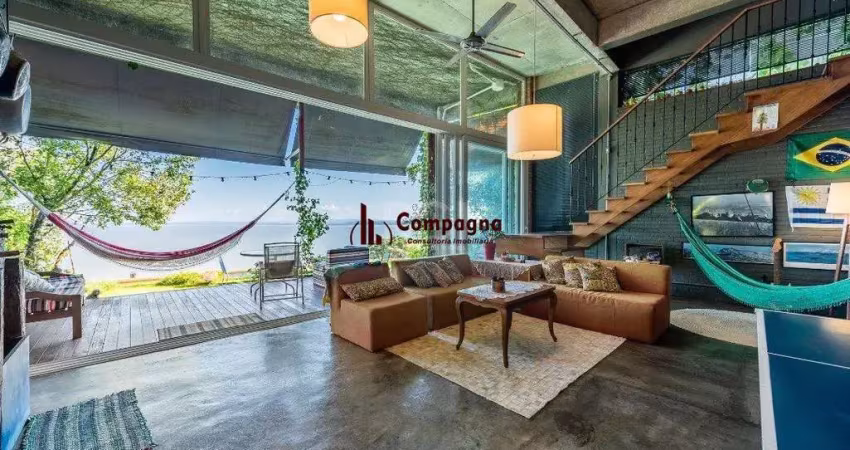 Casa para venda - 300m², 3 dormitórios, sendo 3 suites, 2 vagas - sétimo céu