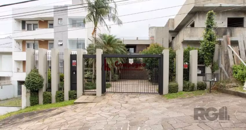 Casa com 4 quartos à venda na Rua Curupaiti, 113, Cristal, Porto Alegre