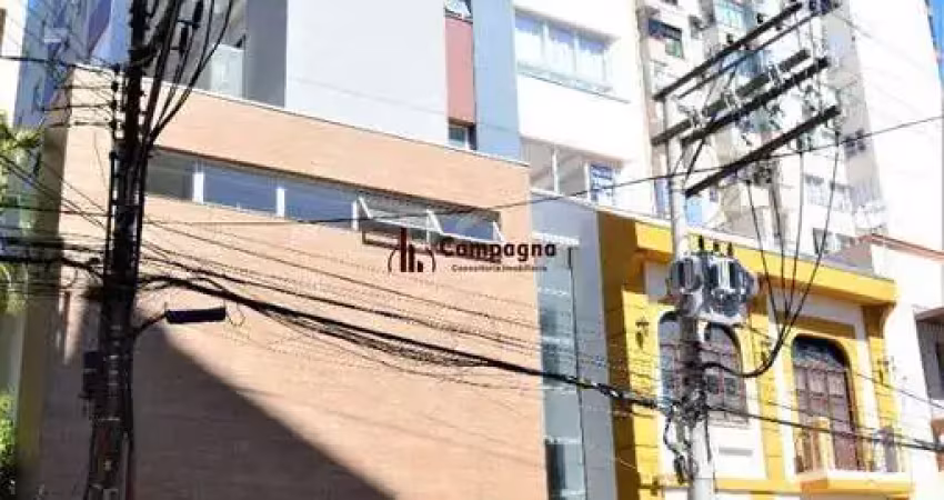 Excelente apartamento 2 dormitórios com garden e duas vagas no bom fim