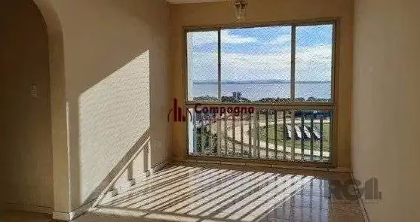 Apartamento com 3 dormitórios, 2 banheiros, 1 vaga de garagem, no bairro cristal