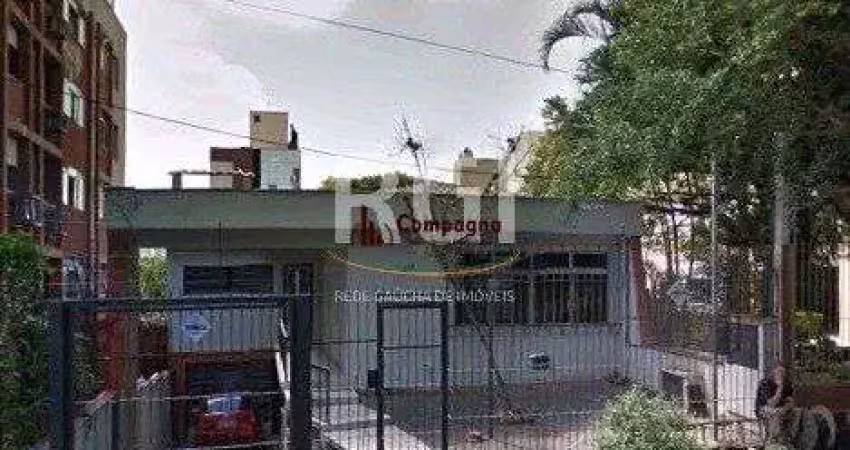 Casa para venda - 250m², 3 dormitórios, 2 vagas - petrópolis