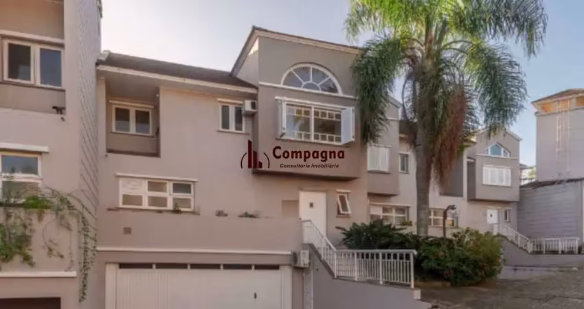 Casa ampla em condomínio com acesso ao rio – 3 dormitórios e excelente infraestr