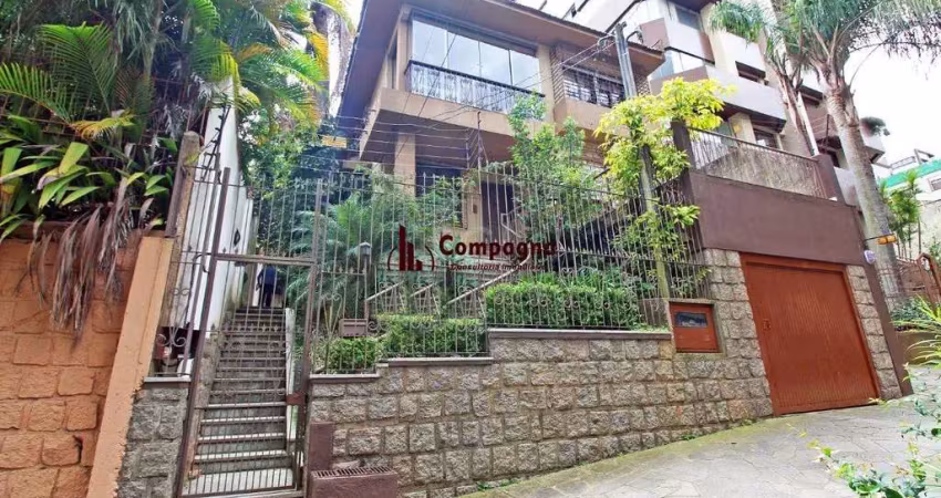 Casa para venda - 464.5m², 3 dormitórios, sendo 1 suites, 3 vagas - petrópolis