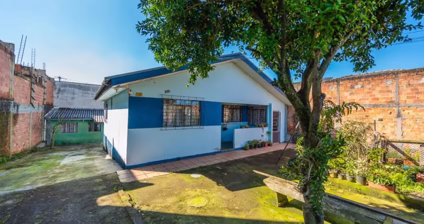 Casa com 3 quartos à venda na Rua Quitandinha, 665, Sítio Cercado, Curitiba