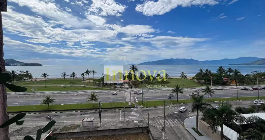Cobertura à venda, frente mar,  com 4 dormitórios sendo uma suíte, duas vaga de garagem,  na praia