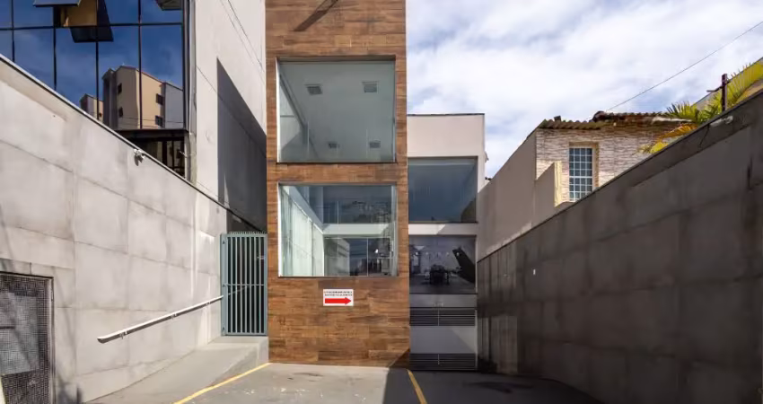 Aluguel de casa comercial de 555 m² na avenida água fria, 547