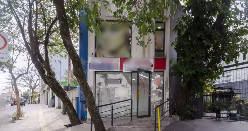 Casa comercial na rua mourato coelho, n. 454 • 70 m²