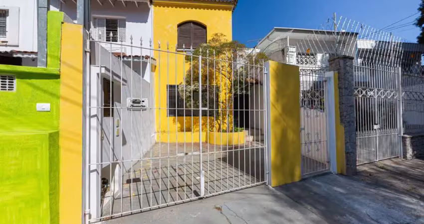 Casa comercial na rua professor frontino guimarães, n. 155 • 160 m²
