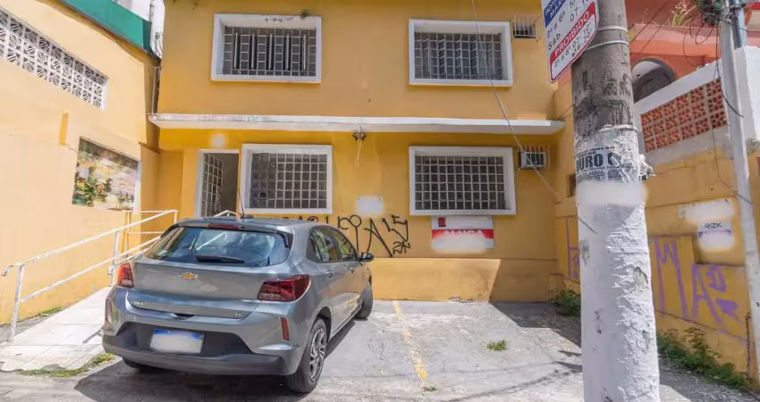 Casa comercial na rua afonso celso, n. 234 • 250 m²